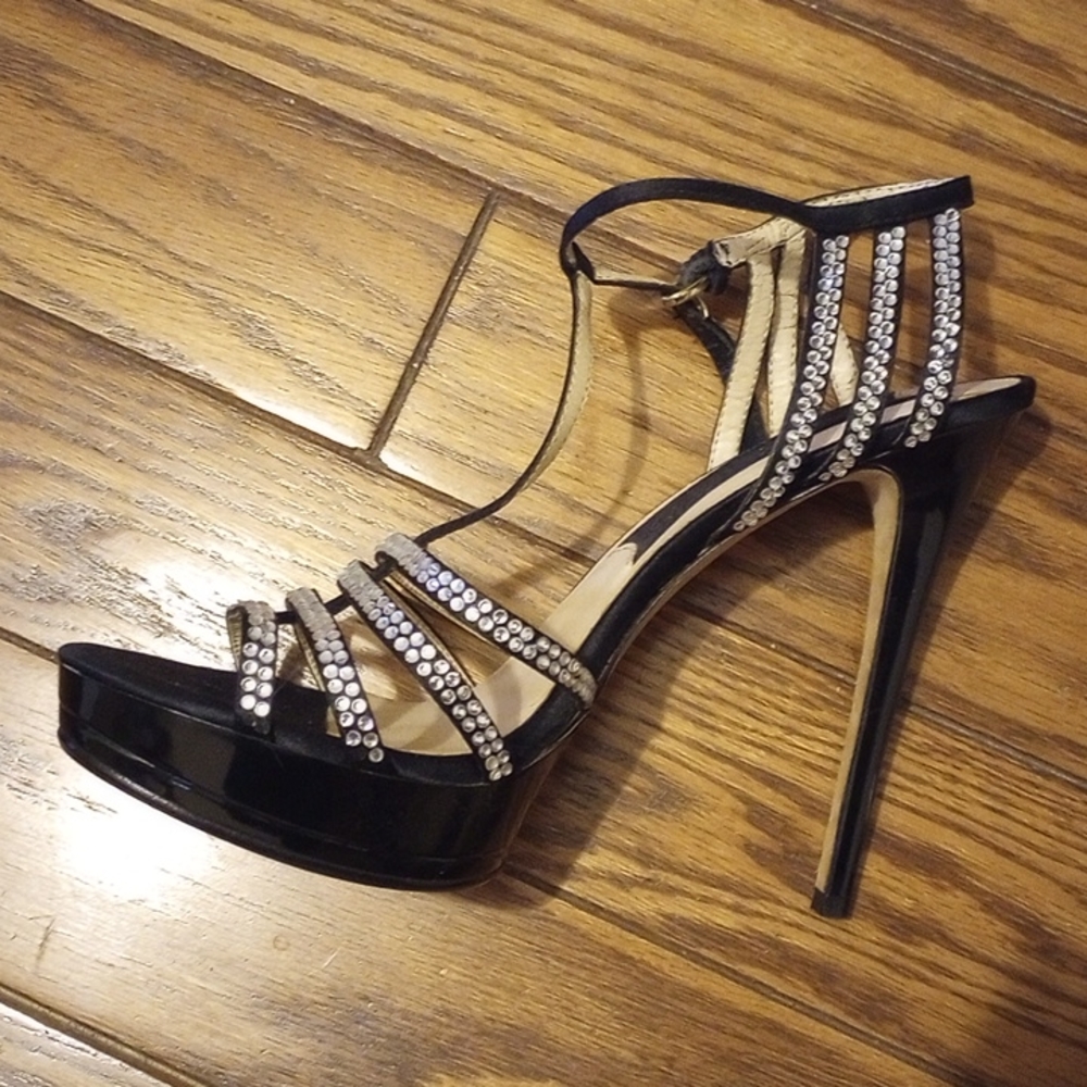 Boutique 9 Bling pumps